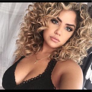 Meet your Posher, Sydnee